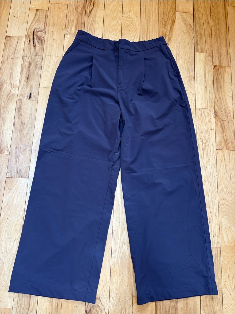 Figs Pro Women’s Wide-Leg Scrub Pants in deep plum (large) - Picture 7 of 10
